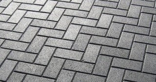 Укладка тротуарной плитки в Архангельске в октябре