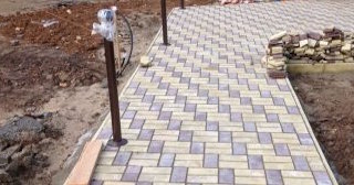 Укладка тротуарной плитки под ключ в Архангельске в октябре